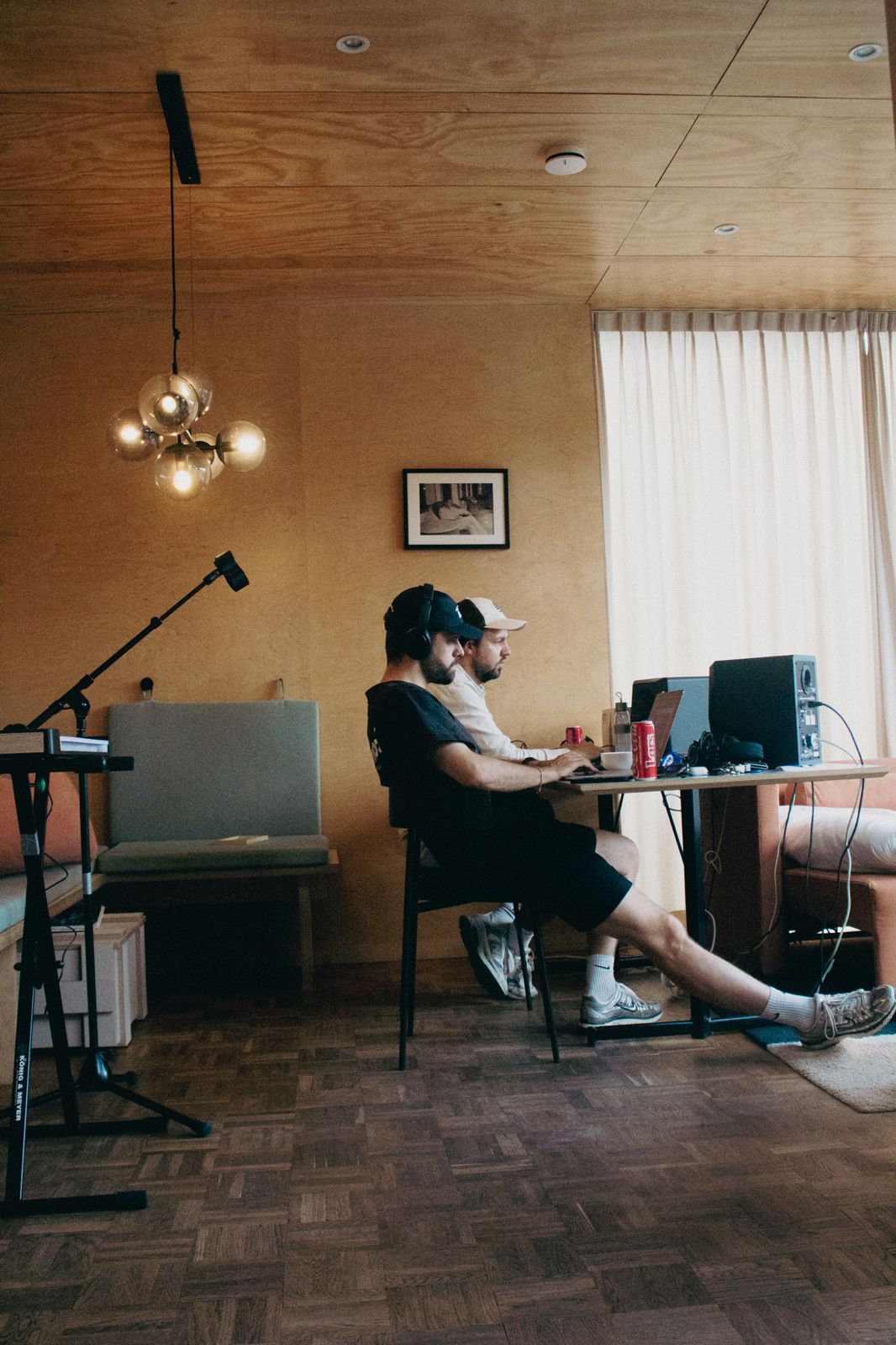 Hi-Mood Records — Content automation